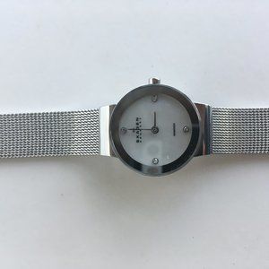 Womens wrist watch